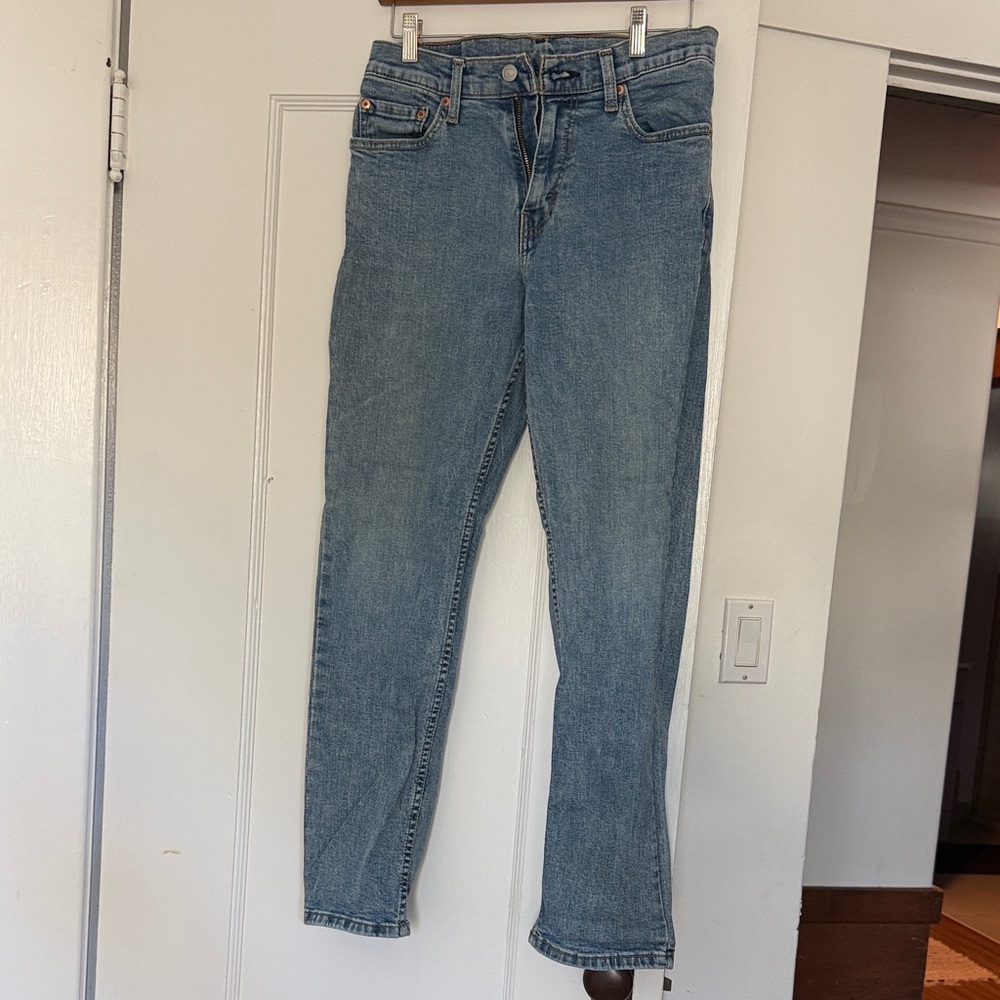 Men’s W31/L30 Levi’s straight leg jeans